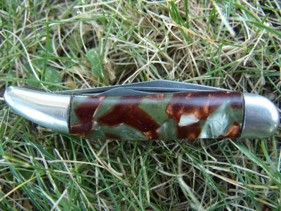 Hammer Brand duck feather dwarf 004.jpg