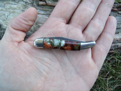 Hammer Brand duck feather dwarf 003.jpg