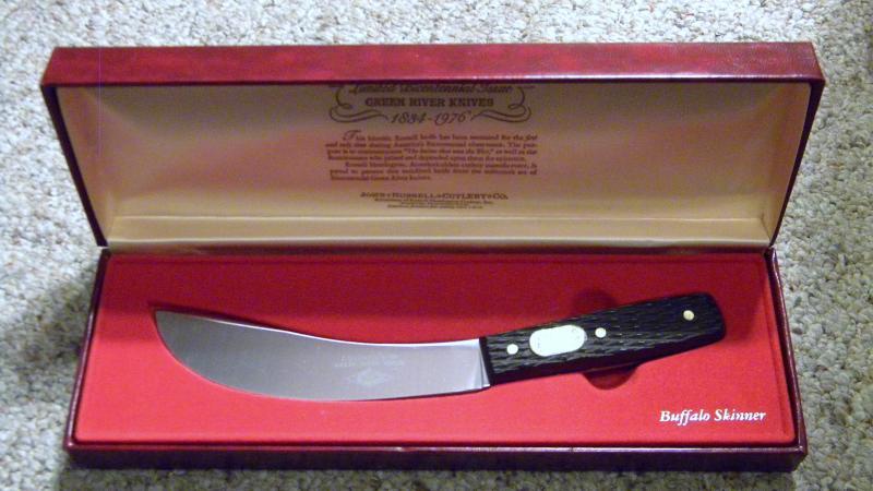 John Russel Cutlery Co. Green River Works 1834-1976 Bicentennial Buffalo  Skinnfer Knife - NIB