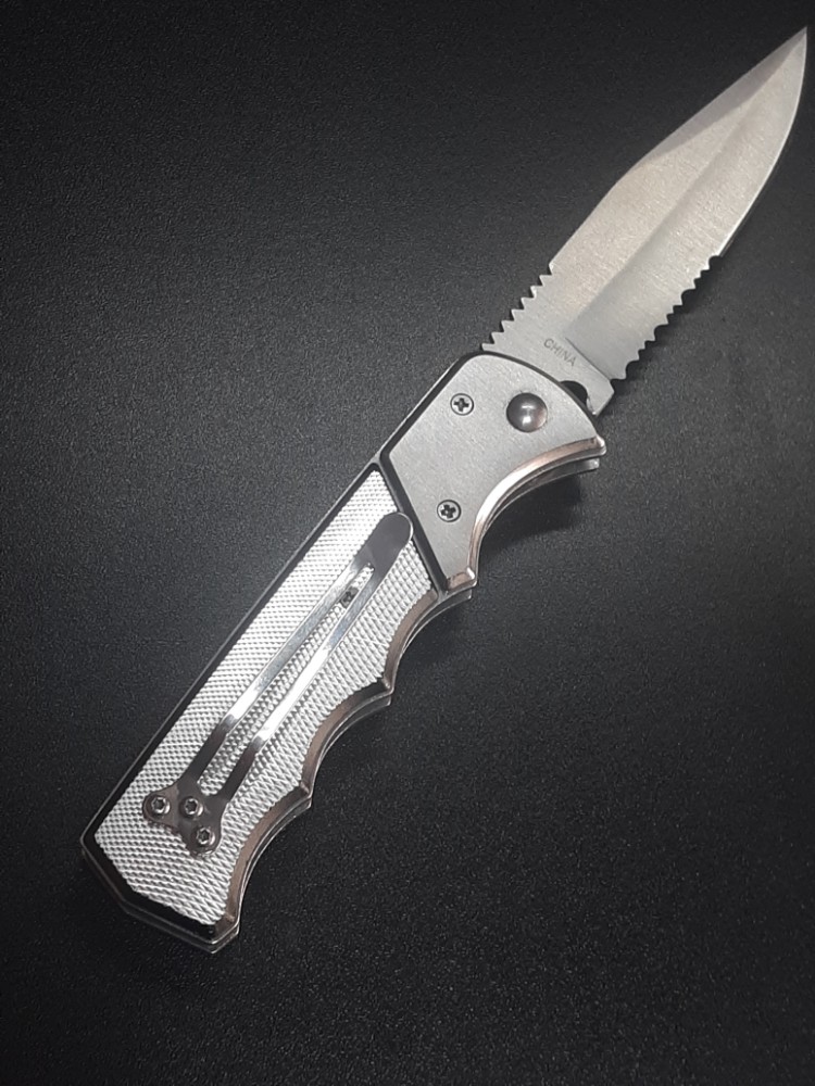 https://www.allaboutpocketknives.com/catalog/image/archives/catalog/1614807014_3752_2.jpg