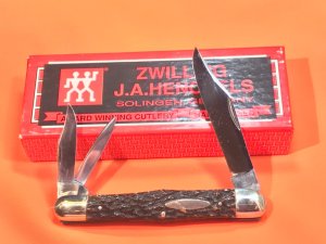 J A Henckels (Long Arm Twin Men) 3 Blade Whittler Knife w Great Red'ish Pick Bone Handles! NOS