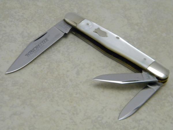 Winchester Trademark USA 1992 Pearl 3971 P Swell Center Whittler Knife