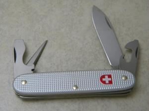 Victorinox Switzerland Silver Alox 06 Pioneer Multi Tool Swiss Army Knife 