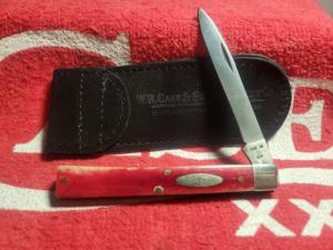 Case 1981 smooth red bone doctor knife