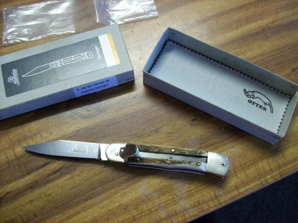 Hubertus Knife Solingen, Germany Size 10 Medium Clip-Point Genuine Stag/Antler NIB