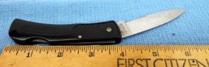 SCHRADE SP3 ZYTEL HANDLES LOCKBACK NEVER USED FROM STORAGE BOX 