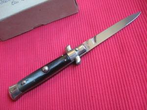 Vintage 1960s Italian Button Open Button Close Stiletto Switchblade Knife - New Old Stock