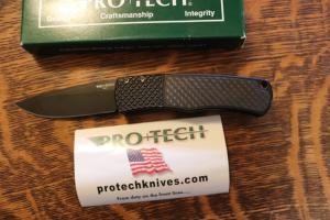 Protech Whiskers Design "Magic BR1" Carbon Fiber Handle