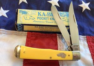 Vintage Ka-Bar Dog Head 2 Blade Trapper w Yellow Derlin Handles -Dog Head Shield -NOS amp MNM