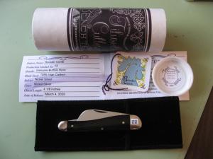   DANIELS FAMILY KNIFE BRANDS-TITUSVILLE CUTLERY-ROOSTER COMB BUFFALO HORN 2