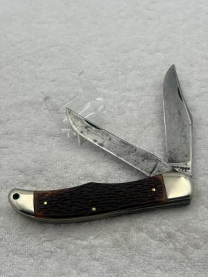 Schrade Walden Vintage 225UH 2 Blade Folding Hunter Pocket Knife Made In USA 69