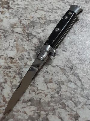 9" Vintage Edge Co. Stiletto.
