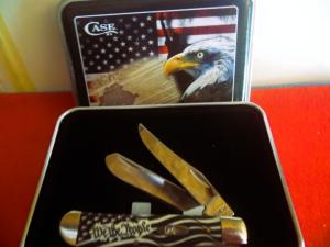CASE XX WE THE PEOPLE GIFT SET IN TIN 2001 MINI TRAPPER WELL KEPT