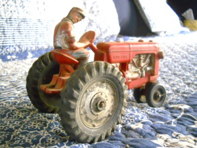 ABURUN tractor.JPG