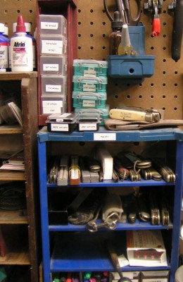 Small pins with heads.jpg