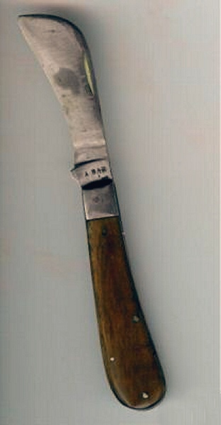 ka-bar_hawk.jpg