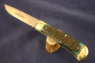 GEC #235111EC Turquoise Jig Bone (C).jpg
