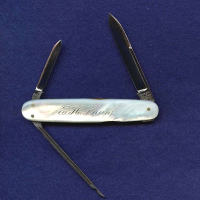 735231EHShawB.jpg