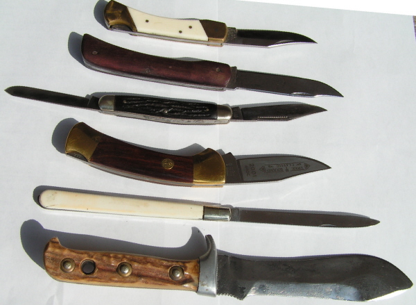 Top down
<br />Bear Hunter Solingen,Old clasp Hunter Solingen,Two Bokers Germany,Junkerwerk Solingen,Old Puma White Hunter Germany