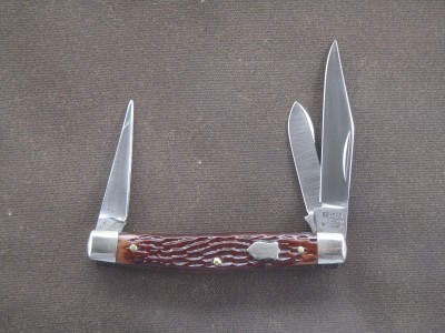 SCHRADE WALDEN NY. U.S.A. 834