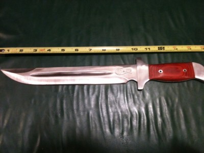 whole knife.jpeg