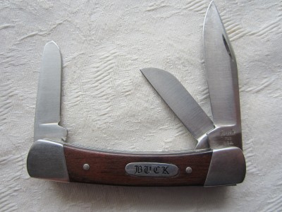 Auction Knives 009.JPG