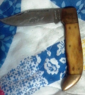 Parker Little Bandit Blade was scratched when I got it. Some of the prettiest bone I've seen.