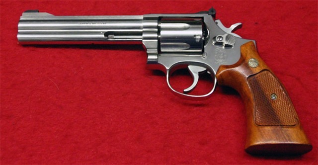 Mint with box S&W 686 No Dash 1st Model 3.jpg