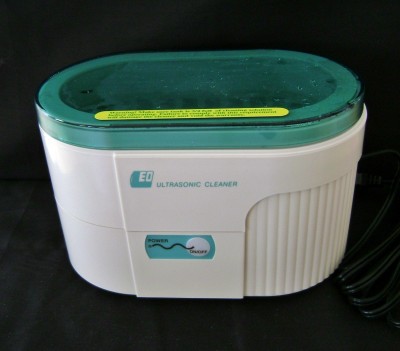 Sonic Cleaner - Lid On.JPG