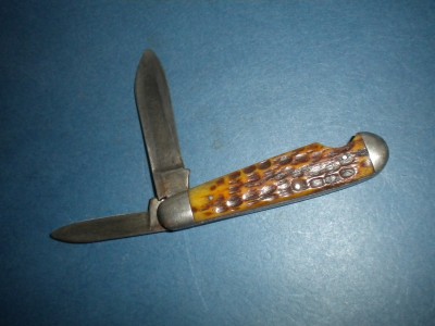 Robeson Easy Open Jigged Bone Knife 003.JPG