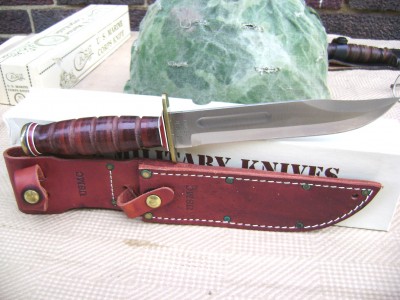 Ontario P4 USMC Combat Knife & Sheath.JPG