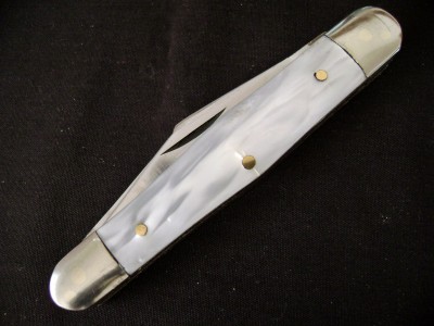 Whitetail Cutlery - Carpenter's & Whittler's Pattern - Closed.JPG