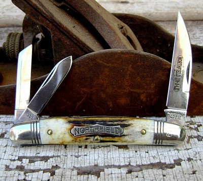GEC 620311 UN-X-LD Courthouse Whittler Burnt Stag (#19 of 25 pcs ser) 48 pcs no ser.jpg