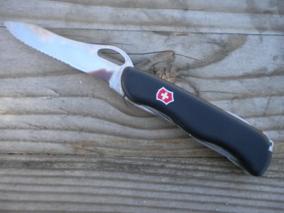 swiss army knives 006.JPG