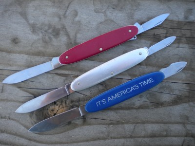 swiss army knives 025.JPG