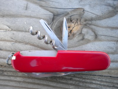 swiss army knives 004.JPG