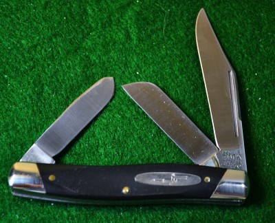 Buck made by Schrade in 1965-6.jpg
