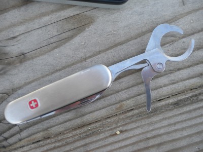 knife pix whittlin 005.JPG