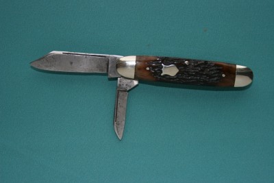 naglefront.jpg
