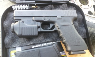GLOCK 21 .45 with GLOCK rail flashlight.jpg