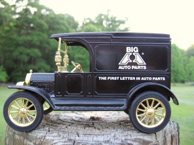 Replica 1917 Model T Ford Van.JPG