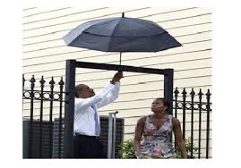 ObamaUmbrella.jpg