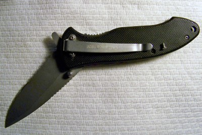 As you can see, the blade now folds backwards and the missing screw is shown.  This is quality???