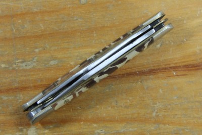 Camo 72 Clone - Blade Well Closed.jpg