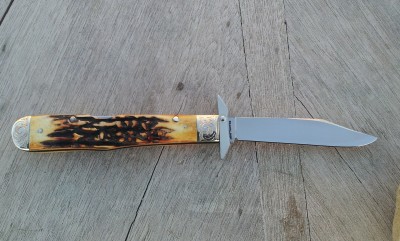 1977 5111-half L Blue Scroll Engraved_pile side SN 709.jpg