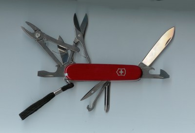 knife1.jpg