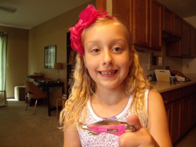 Sofi & the Pink Lady Leg 004.jpg