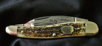 Bulldog Whittler 2nd Cut Stag - Closed Mark.JPG
