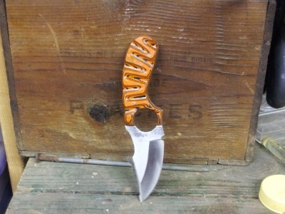 "raptor claw"