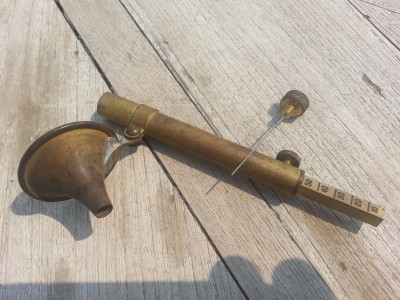 Black Powder Measure_circa unknown.jpg